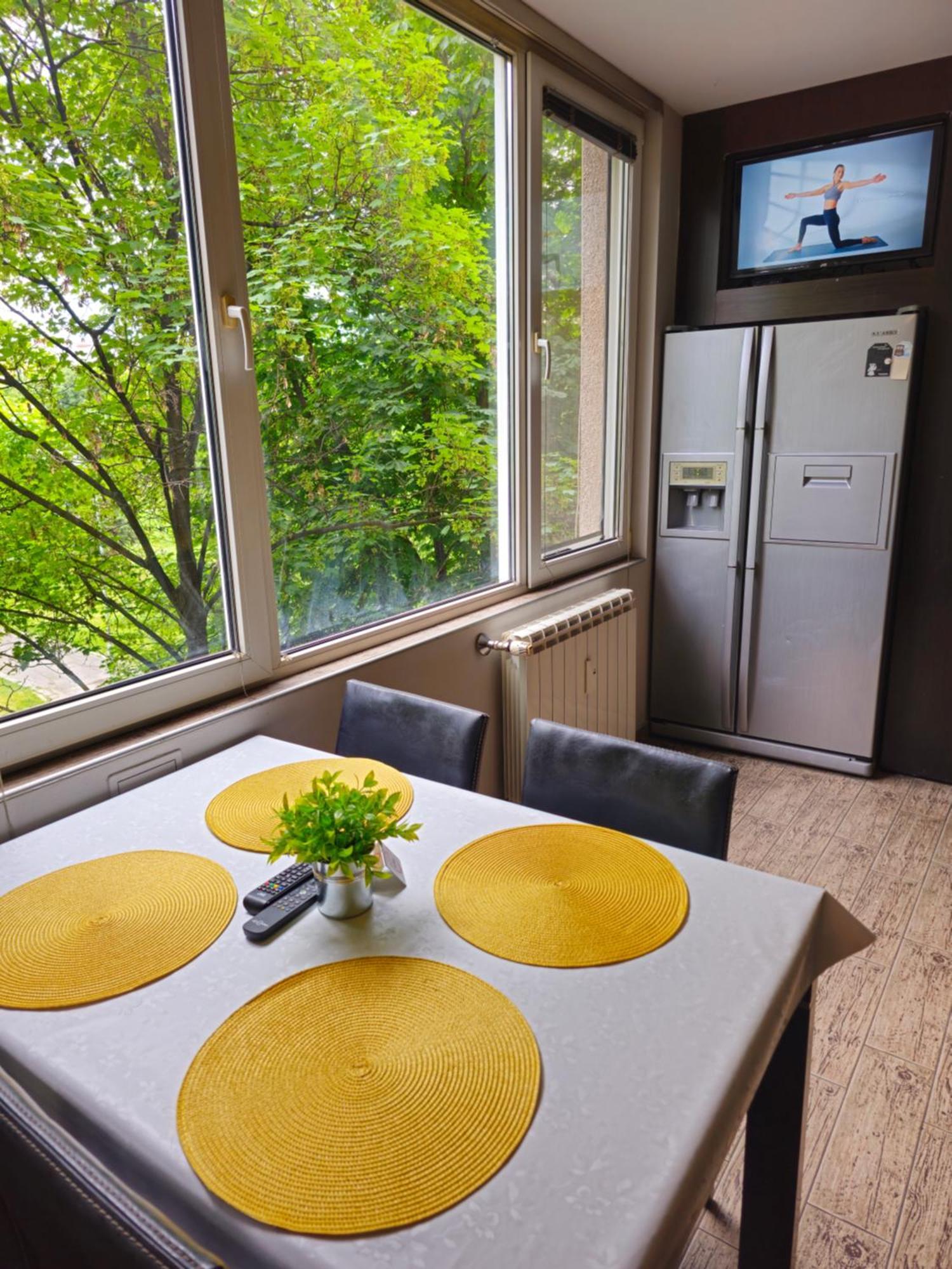 Rea Mladost - Easy Access To Metro, Ideal Location Sofia Exterior foto